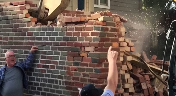 Feuding Neighbors Build Wall on Property Line, Wake up Hearing Bulldozer One Day – Story of the Day