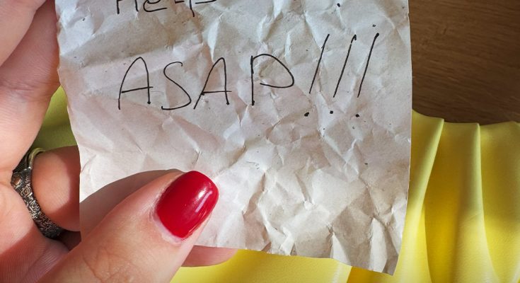 Husband Buys Wife a Purse on Anniversary, Finds Note “Help Me ASAP!” inside — Story of the Day